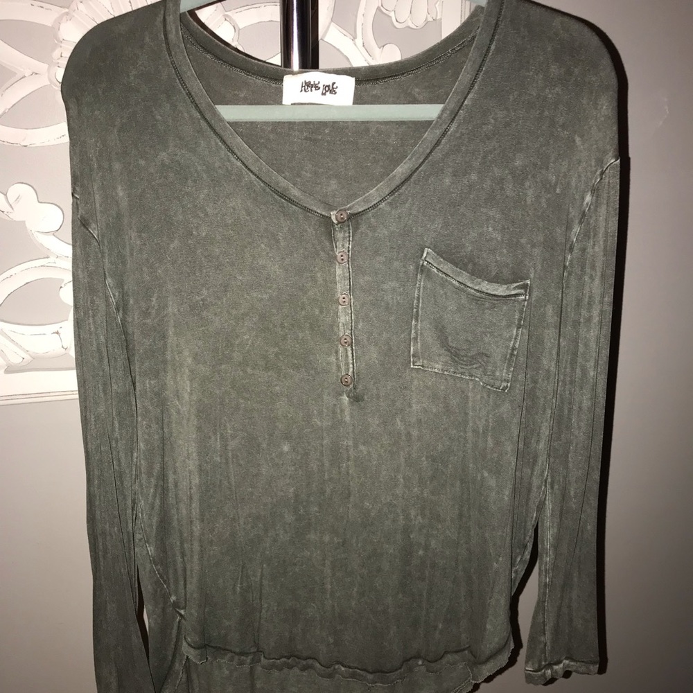 Soft green long sleeve top